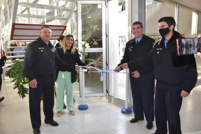 Inauguran un patio interno en la nueva Jefatura