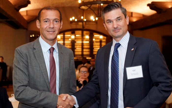 Gutiérrez suscribió un memorando de entendimiento con el IAPG Houston