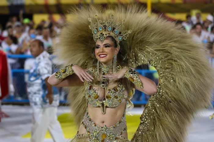 La fiesta más popular: La vuelta del Carnaval de Río de Janeiro en fotos, tras dos años de pandemia