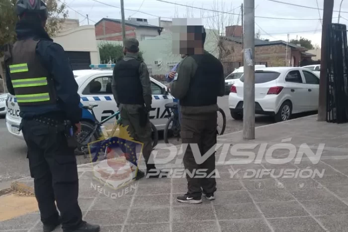 Simulaban ser Gendarmes, fueron demorados por personal de la Policía del Neuquén