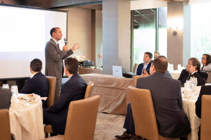 Neuquén apunta a producir 700 mil barriles de petróleo por día