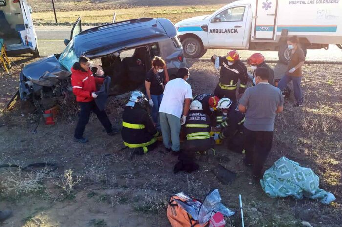 Rutas Trágicas: Fallece una mujer en violento choque frontal entre un colectivo de larga distancia y una camioneta