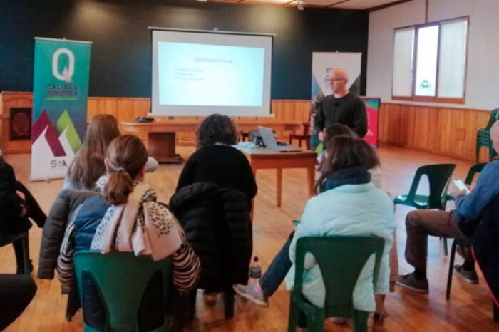 Realizaron el curso de Marketing en Redes Sociales en San Martín de los Andes