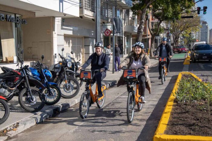 Rodríguez Larreta recorrió el primer tramo habilitado de la Calle Compartida Libertador
