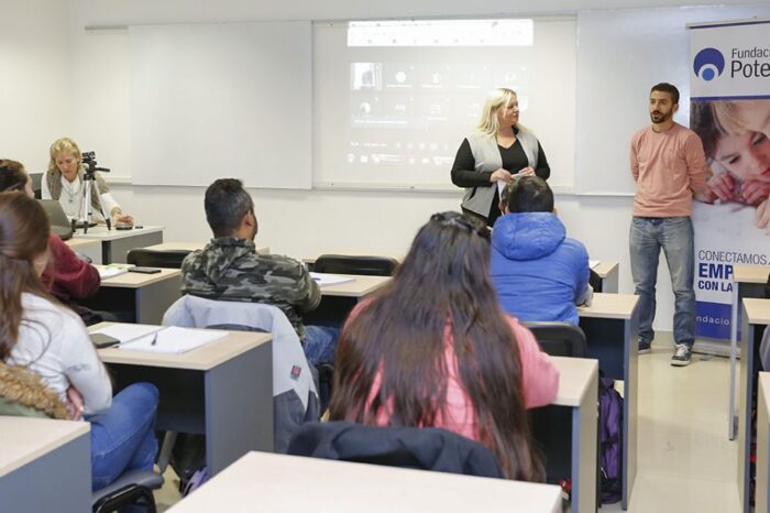 El Plan 10 Mil reanudó el dictado presencial de capacitaciones en oficios para jóvenes neuquinos