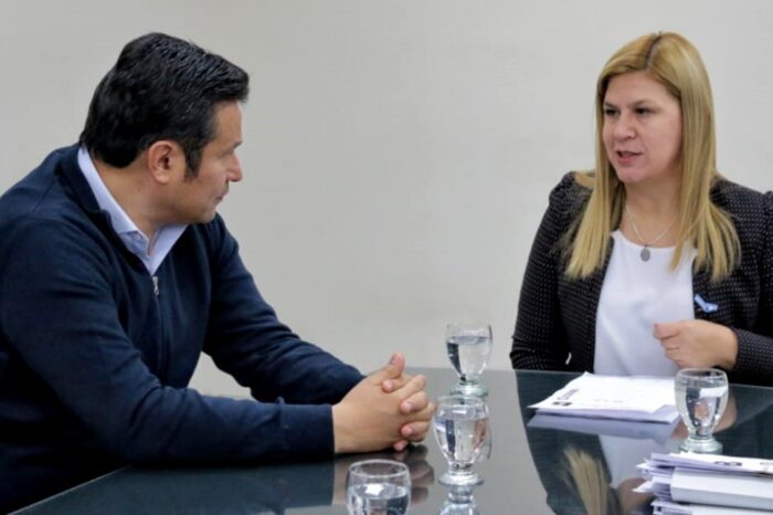 Educación: el ministro Llancafilo se reunió con la intendenta de Plottier