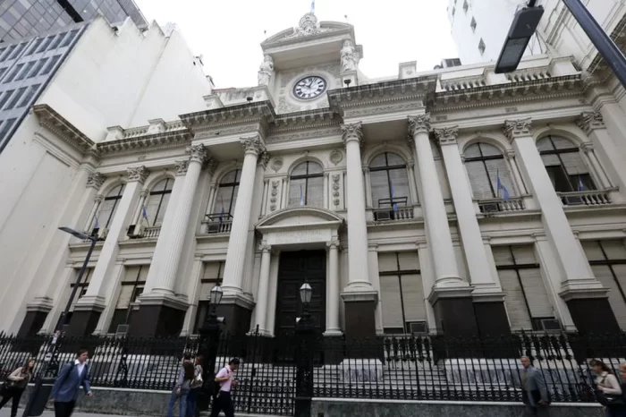 Para los economistas, las nuevas medidas del Gobierno generarán más inflación y menos crecimiento