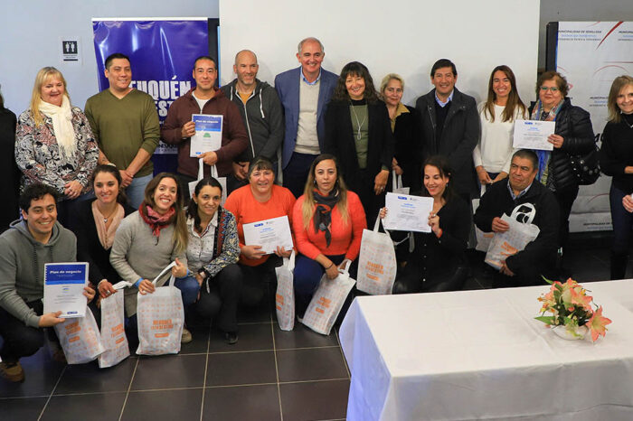 Entregaron certificados de planes de negocios a emprendedores turísticos