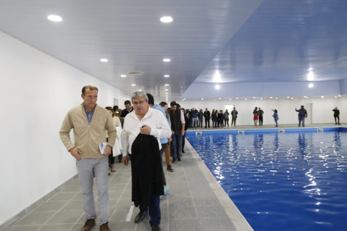 Loncopué cuenta con un nuevo natatorio cubierto y climatizado