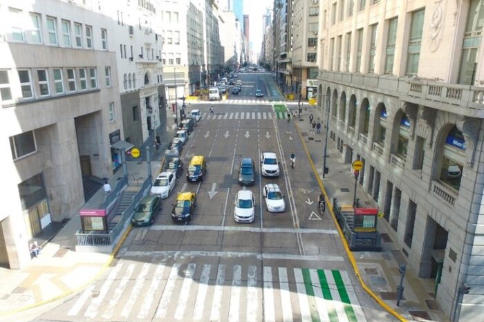 Adiós a los cospeles y los parquímetros: ahora el estacionamiento medido es 100% digital