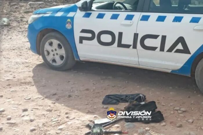 Amenazaron y robaron a un taxista amenazandolo con un cuchillo, tenían en su poder una tumbera