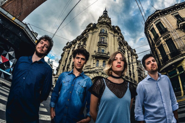 Cartelera: Música para volar 4 de junio concierto "a la carta" con más de 50 músicos en escena / Teatro Broadway