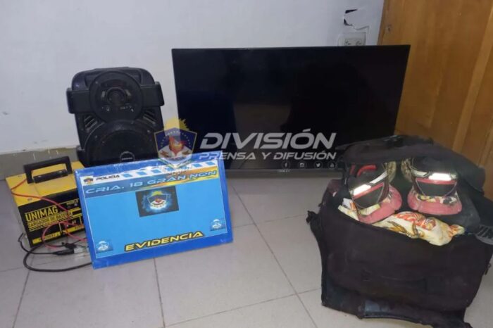 Demoran a un sujeto con elementos presuntamente mal habidos en su poder