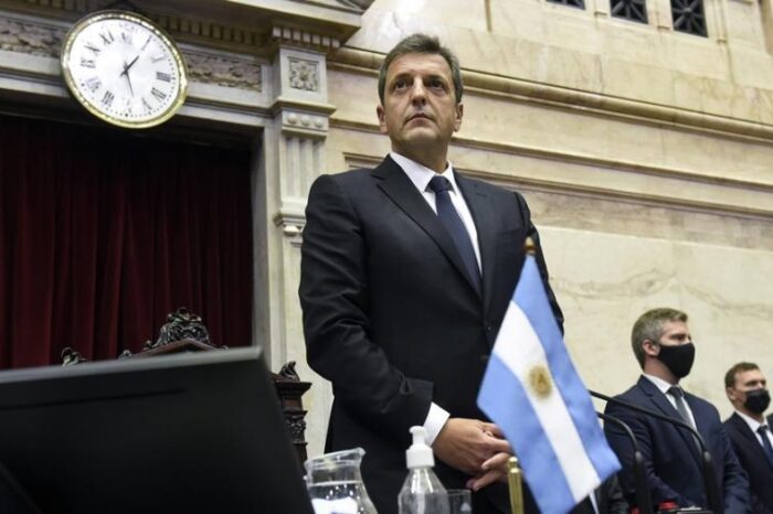 Massa: "Decidí asumir la responsabilidad que me toca con alma y vida"