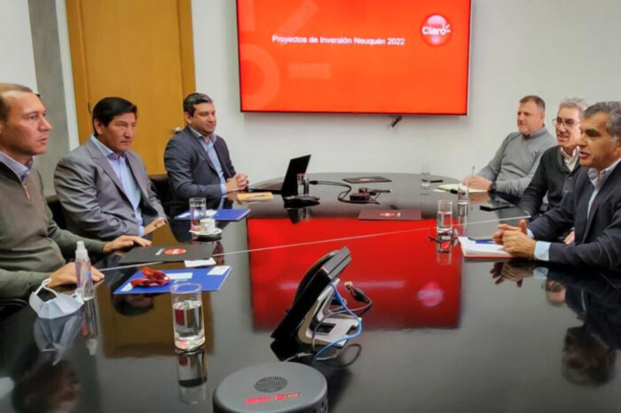 Buscan mejorar el servicio telefónico y de internet en algunas localidades de la provincia