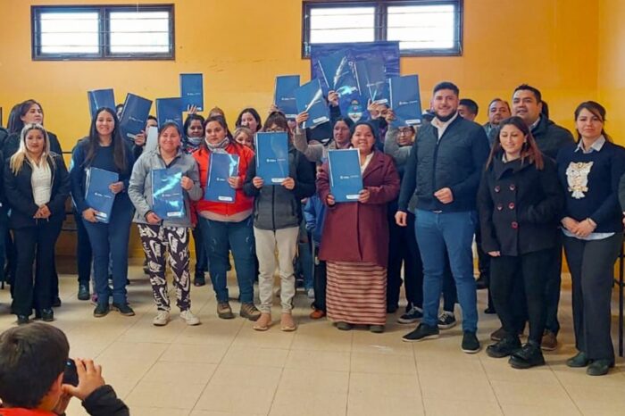 Entregaron tenencias a 64 familias de Neuquén &nbsp;