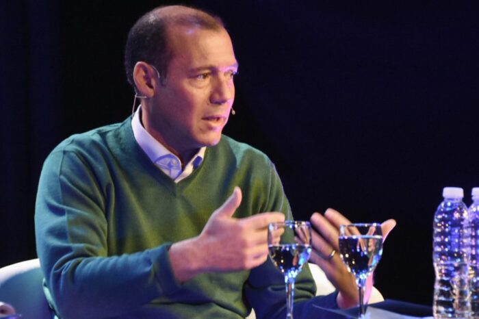 Gutiérrez abrió jornadas de energía en Neuquén