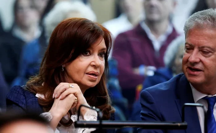 Tras el descargo de Cristina Kirchner, sus abogados preparan la defensa para la audiencia frente a la Fiscalía