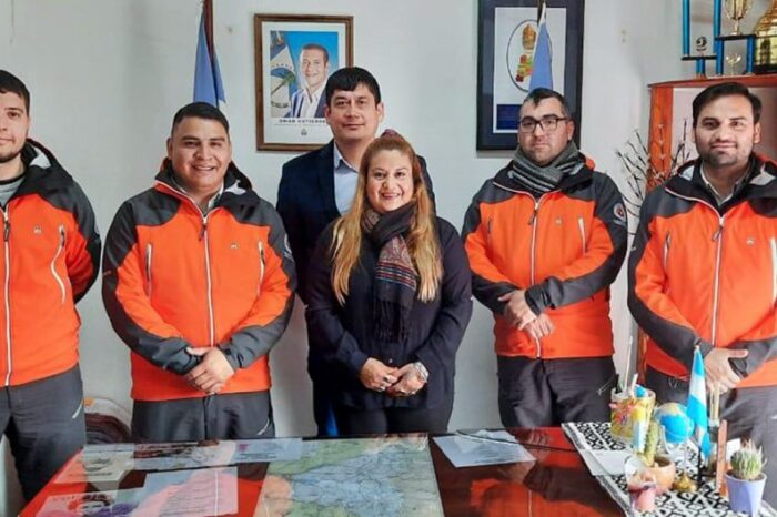 Bajada del Agrio: capacitan sobre gestión del riesgo y manejo de emergencias