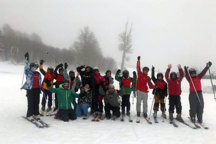 Con gran éxito y excelentes condiciones, se completó la primera semana del Plan de Esquí Municipal “Aprendiendo en la Nieve”