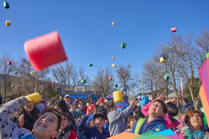 Los festejos del Mes de las Infancias culminaron con gran participación en Las Rosas, El Arenal y Cordones del Chapelco