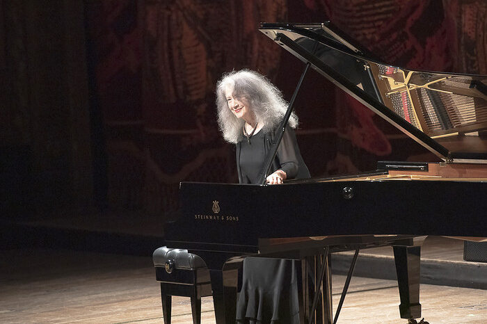 La última presentación del "Festival Argerich" en el Teatro Colón será transmitida en vivo