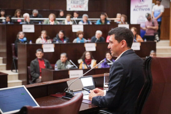 Presidido por el vicegobernador Marcos Koopmann, sesionó el 1er Parlamento de Mayores Activos