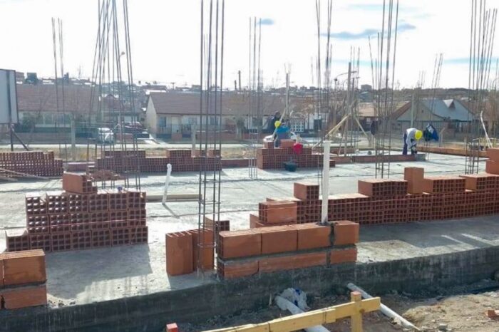 Avanza la obra del centro de salud en el barrio Independencia CGT de Zapala
