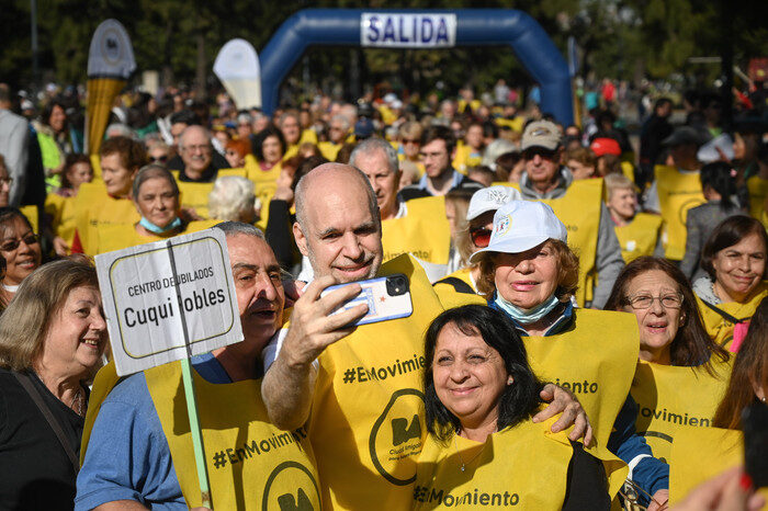 Rodríguez Larreta asistió a la carrera recreativa para personas mayores #EnMovimiento