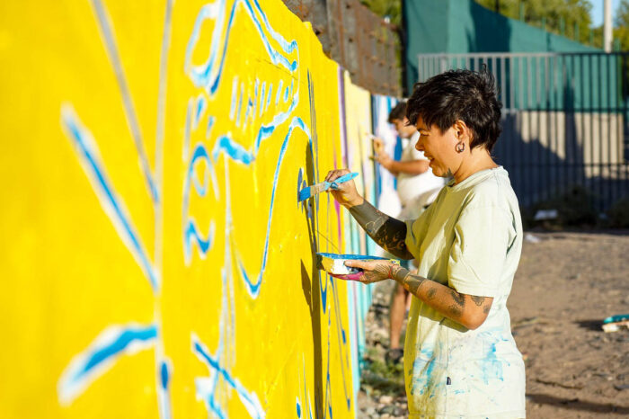 <strong>Artistas neuquinos pintarán 22 murales en barrios de la zona sur de la capital</strong>