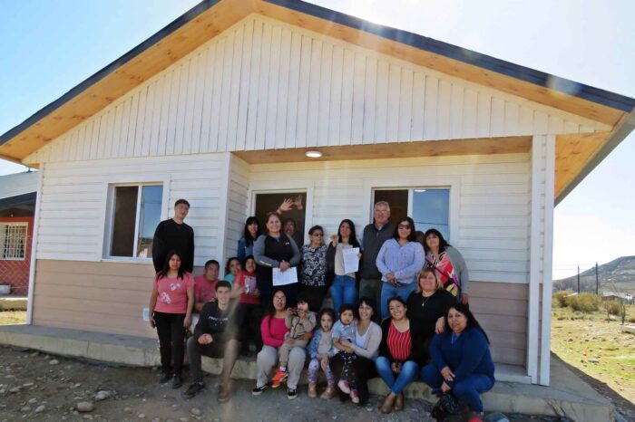 Corazini y Rodríguez continúan entregando vivienda a vecinos de Junín de los Andes