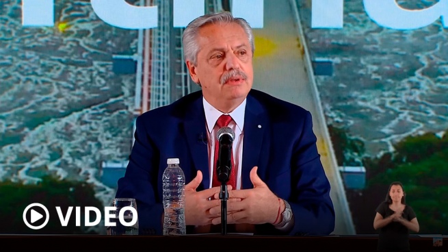 YPF y Petronas acuerdan avanzar en desarrollo de GNL en Argentina con gas de Vaca Muerta