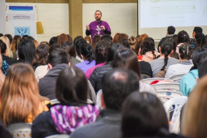 El norte neuquino se convocó para abordar el trastorno del espectro autista en las aulas