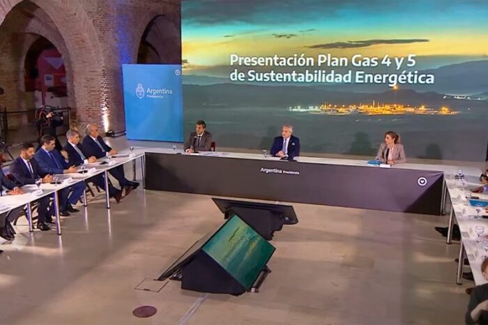 Gutiérrez participó de la presentación del Plan Gas 4 y 5 de Sustentabilidad Energética