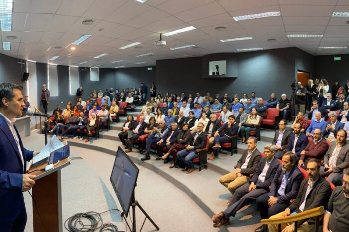 Ante un auditorio lleno, Darío Martínez realizó un resumen de la gestión en la secretaría de Energía de la Nación