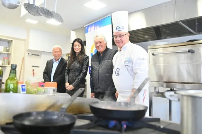 PAMI y el sindicato de gastronómicos lanzan cursos de gastronomía para afiliados y afiliadas de todo el país