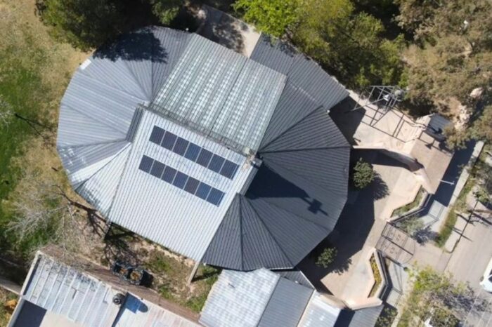 Parroquia de Centenario ya cuenta con paneles solares