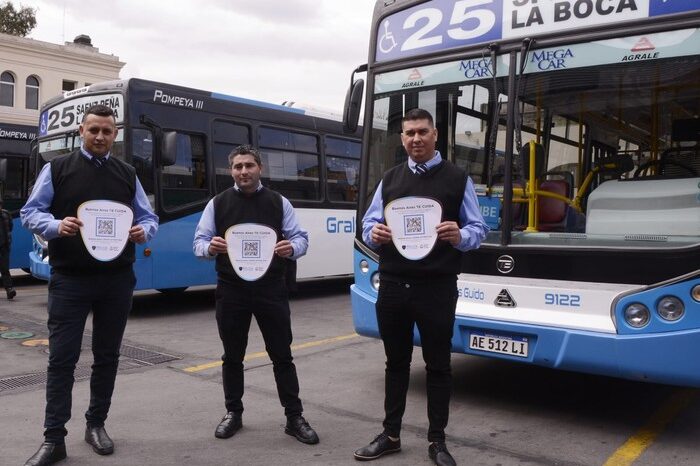 La Ciudad sigue ampliando canales de denuncia: presentó Códigos QR de Seguridad en colectivos