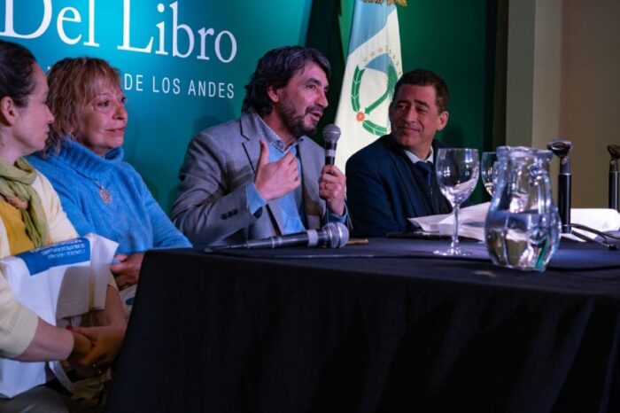 Bajo el lema “Reencuentro entre libros”, comenzó el 5º Congreso Provincial de Bibliotecas Populares