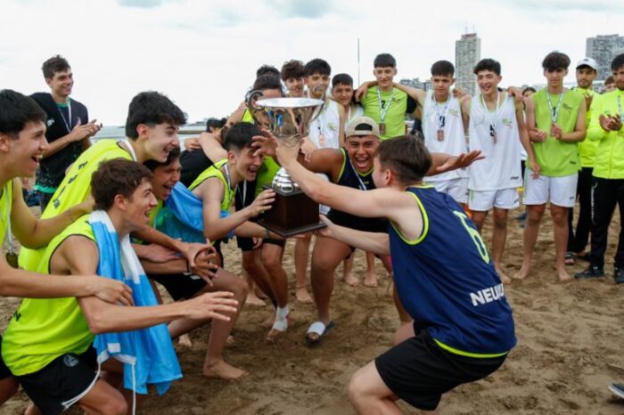 El beach handball hizo historia en los Juegos Evita
