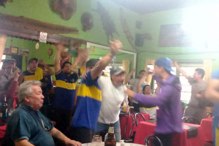 El país se pintó de azul y oro