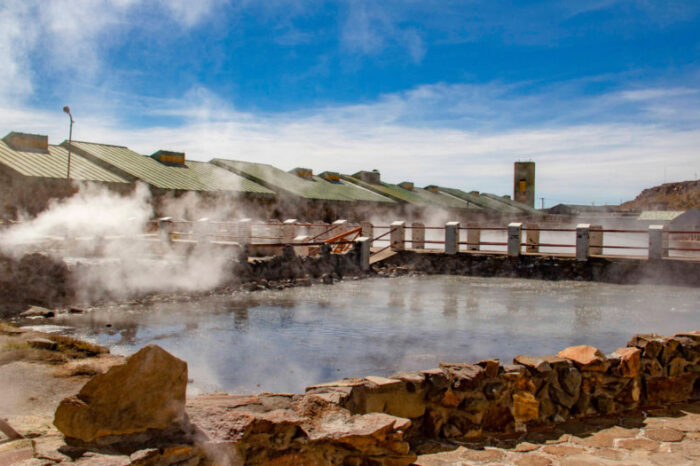 La experiencia de vivir las termas de Copahue en la Feria Internacional de Turismo