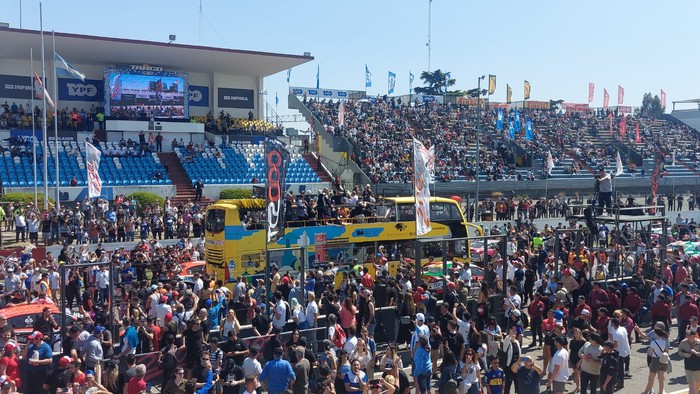 El Autódromo de la Ciudad de Buenos Aires, vibró con los 200 km del TC2000