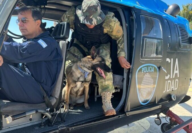 Egresaron 22 nuevos operadores tácticos de canes del segundo curso de la Policía de la Ciudad Autónoma de Buenos Aires
