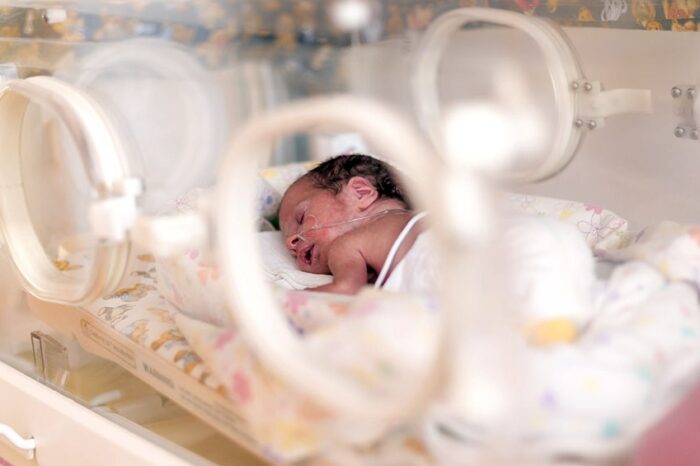 Casi nueve de cada 100 bebés nacen prematuros cada año en Argentina