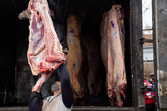 Por pedido de las provincias, se prorrogó el comienzo del troceo de carne por 75 días