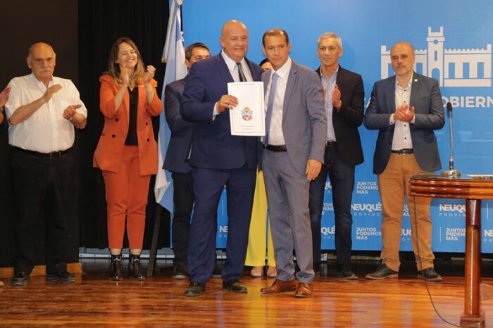 Asumieron los nuevos integrantes del gabinete provincial