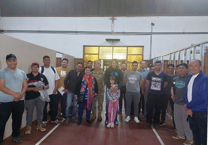 Comenzó la fase práctica del Taller de Colocación de Durlock que se dicta en instalaciones del Ejército