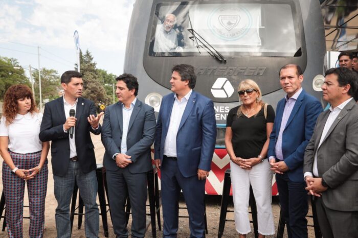 <strong>Koopmann insistió en la importancia de reactivar el tren hasta Zapala</strong>