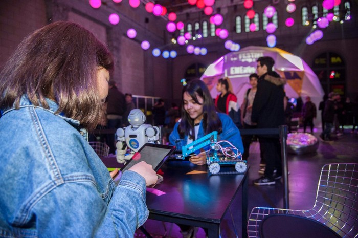 Continúa la tercera Feria educativa Creá Tu Futuro